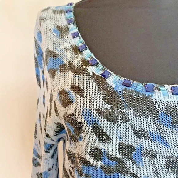 Alberto Makali Blue Leopard Print Loose Knit Top - size Small - Picture 2 of 6